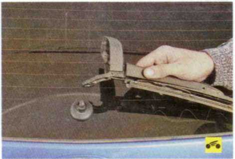 Замена и ремонт моторчика насоса стеклоомывателя в ford focus 2 - журнал "автопарк"
