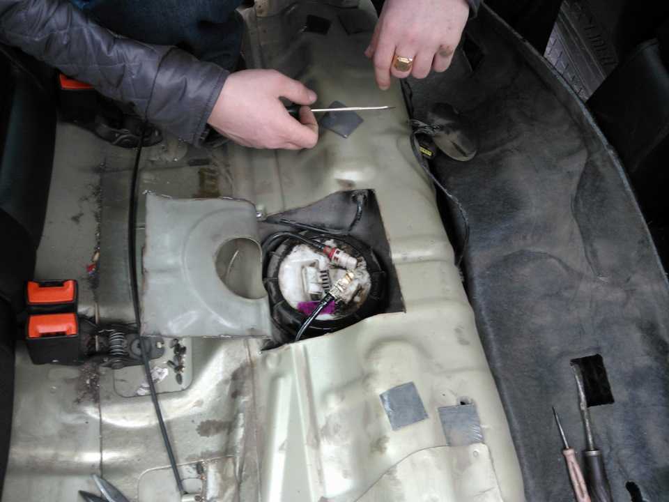 Как снять топливную рампу форд фокус 2 ~ vivauto.ru